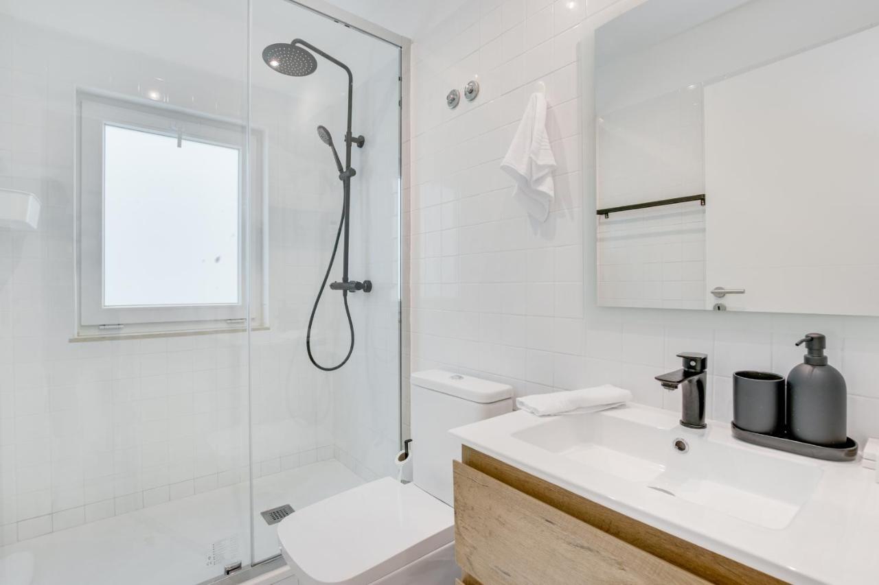 Cruzeiro Deluxe Apartments ลิสบอน ภายนอก รูปภาพ